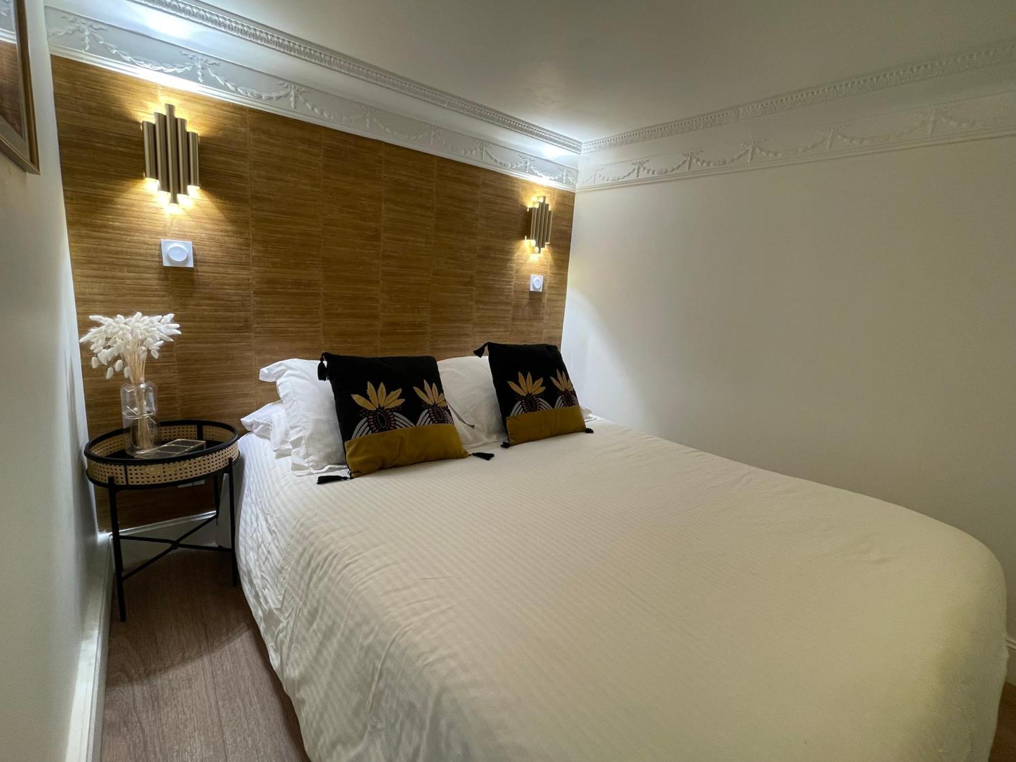 Appartements De Charme Du General Leclerc - Place D'Erlon - Hypercentre - Gare - 兰斯 外观 照片