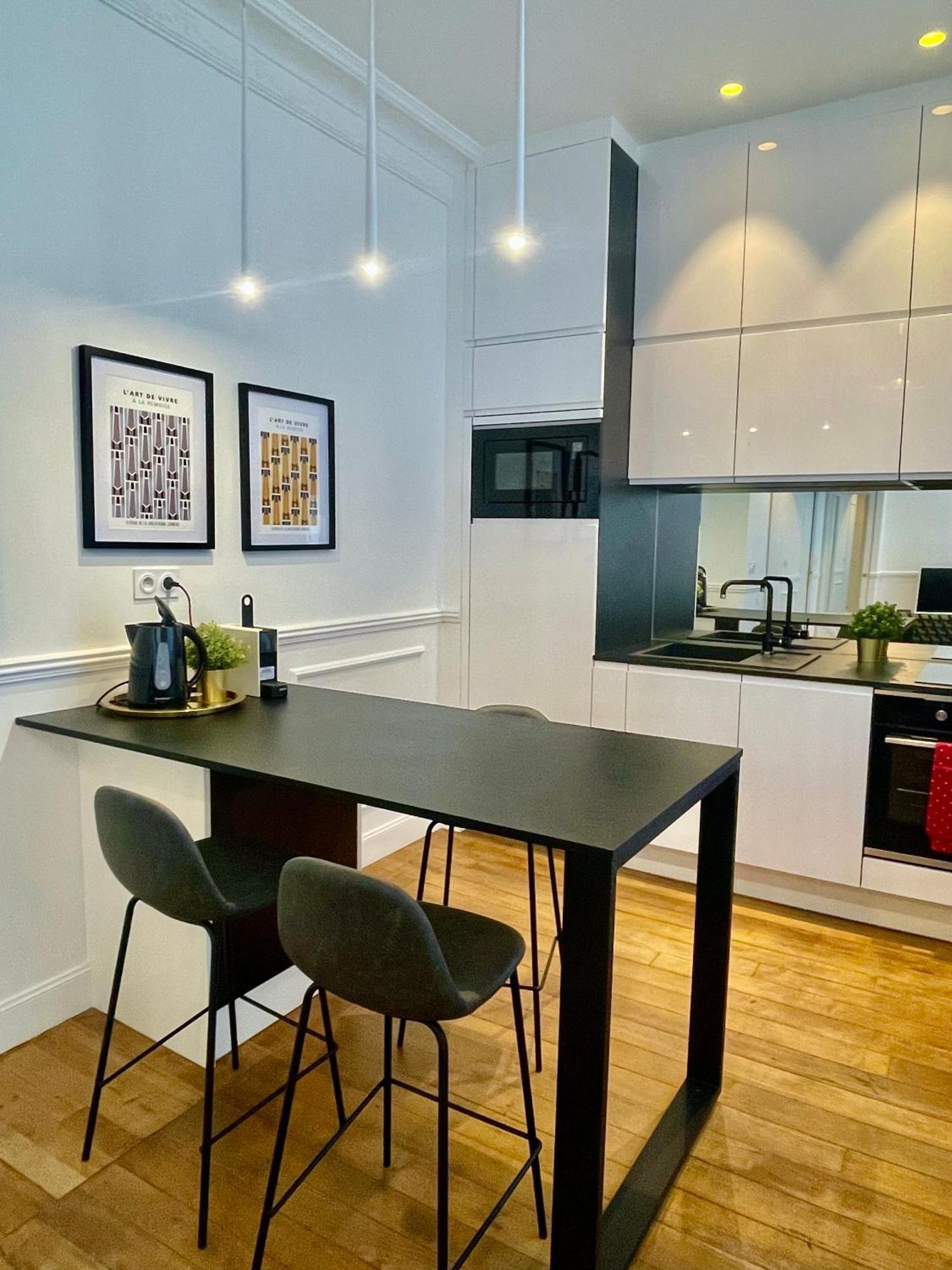 Appartements De Charme Du General Leclerc - Place D'Erlon - Hypercentre - Gare - 兰斯 外观 照片