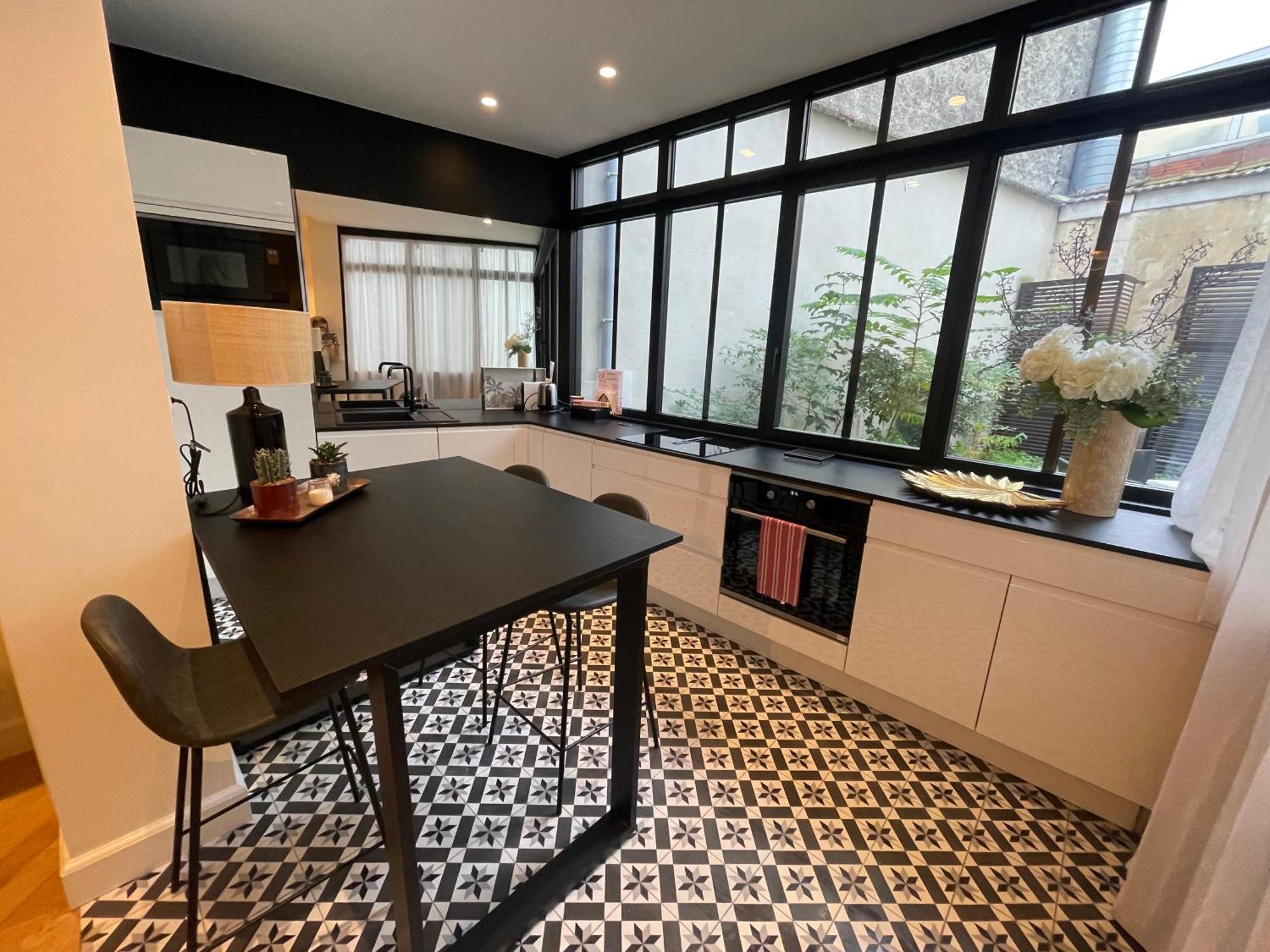 Appartements De Charme Du General Leclerc - Place D'Erlon - Hypercentre - Gare - 兰斯 外观 照片
