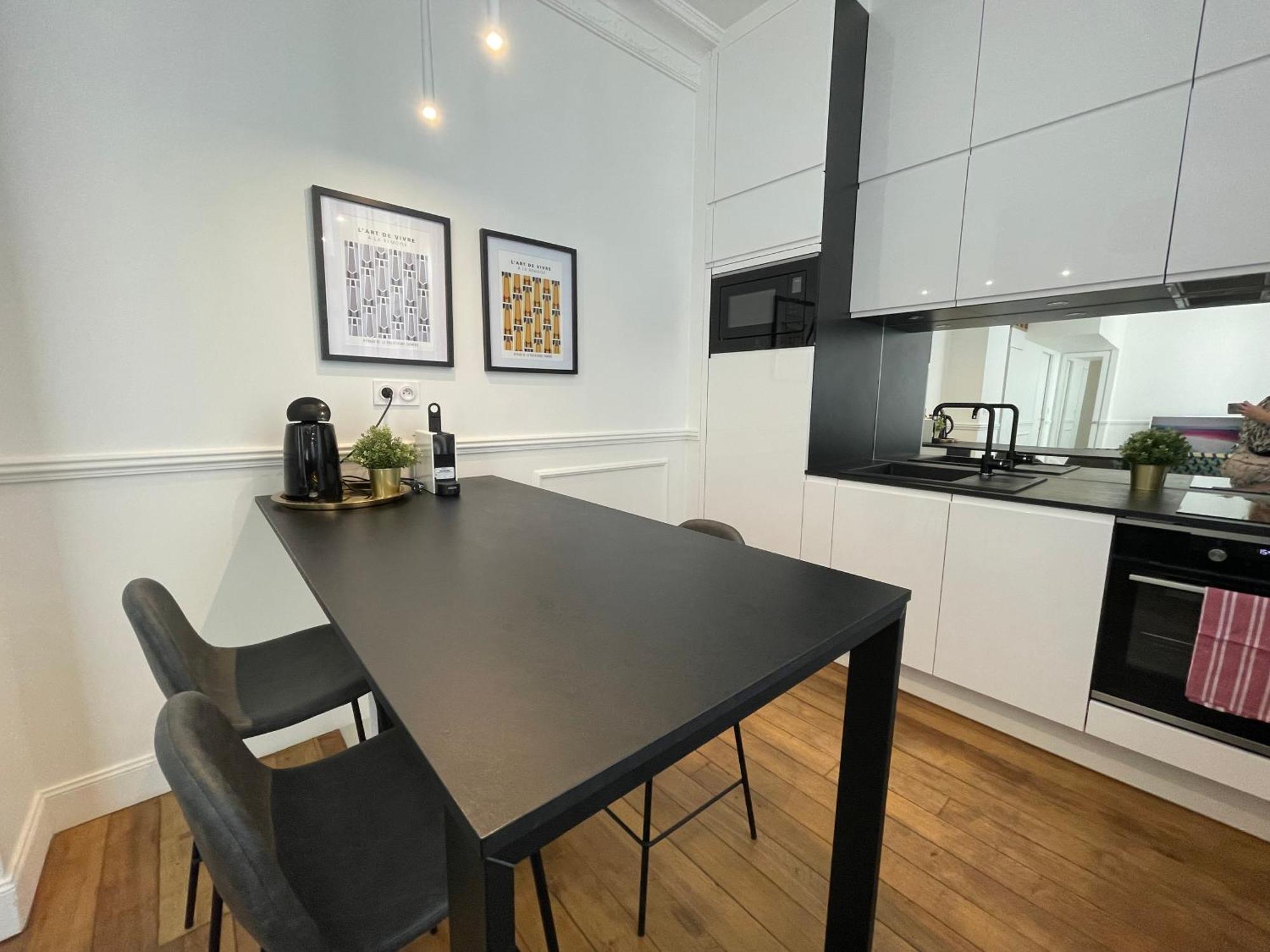Appartements De Charme Du General Leclerc - Place D'Erlon - Hypercentre - Gare - 兰斯 外观 照片